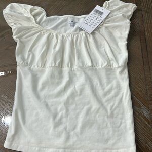 BRANDY MELVILLE CASEY TOP BRAND NEW WITH TAGS